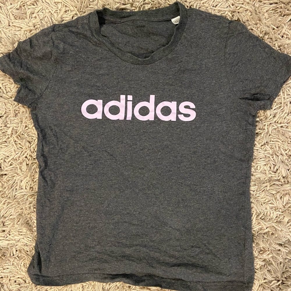Adidas tee